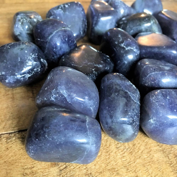 Iolite Meaning And Spiritual Properties