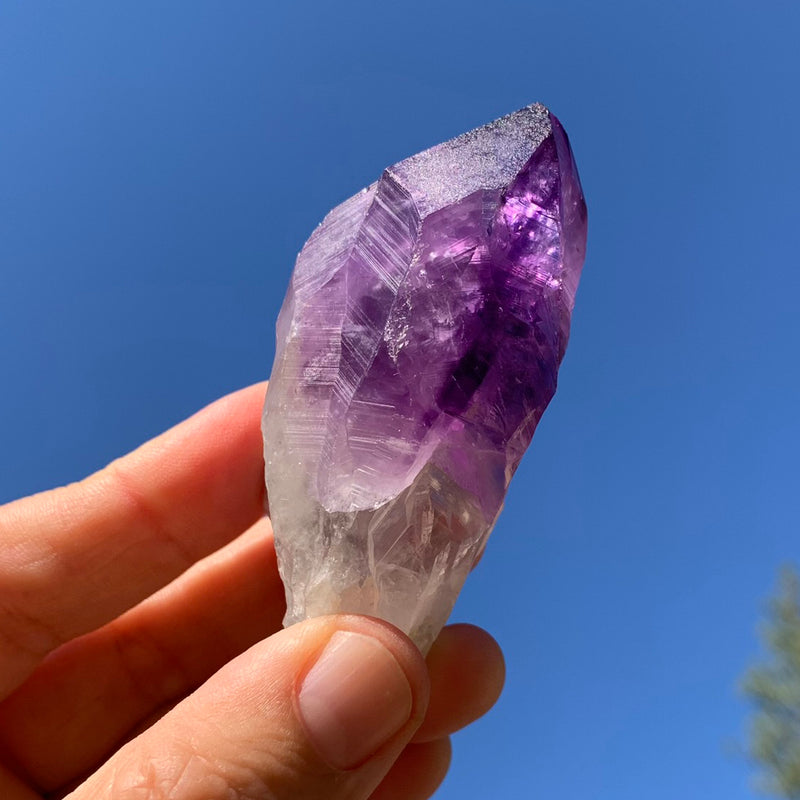 Dark Ametyst Crystal Shard (medium)