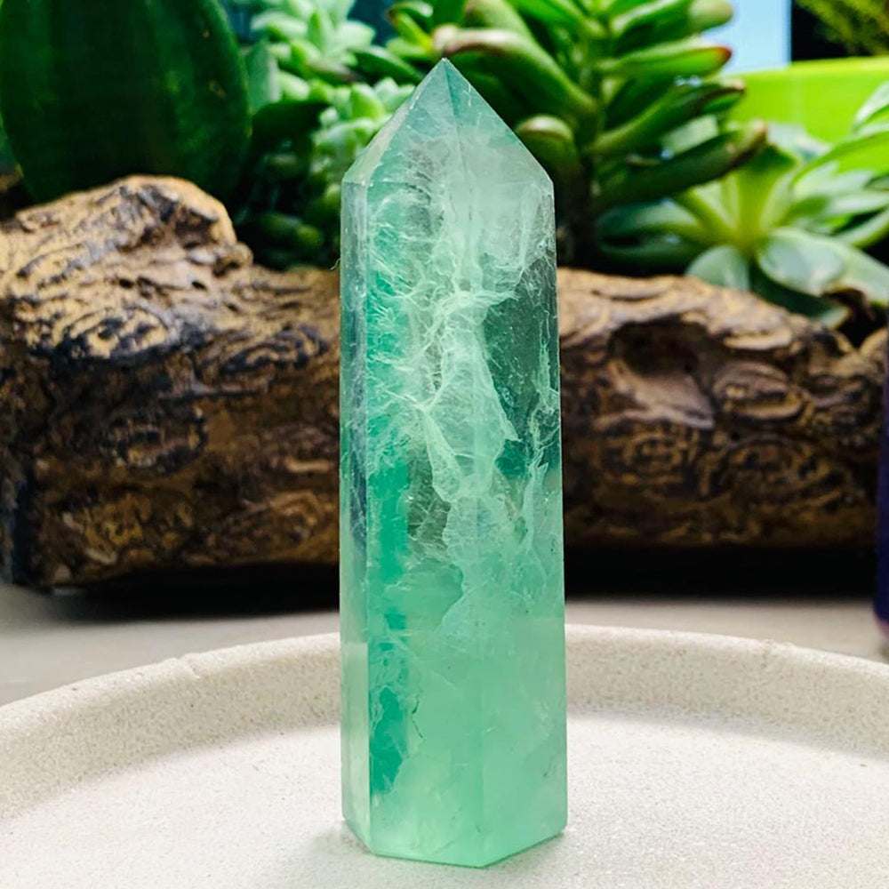 Green Fluorite Point – Spirit Magicka