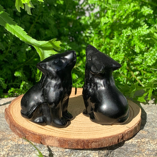 Crystal Animal Spirit Totems: Black Protection Agate Wolf